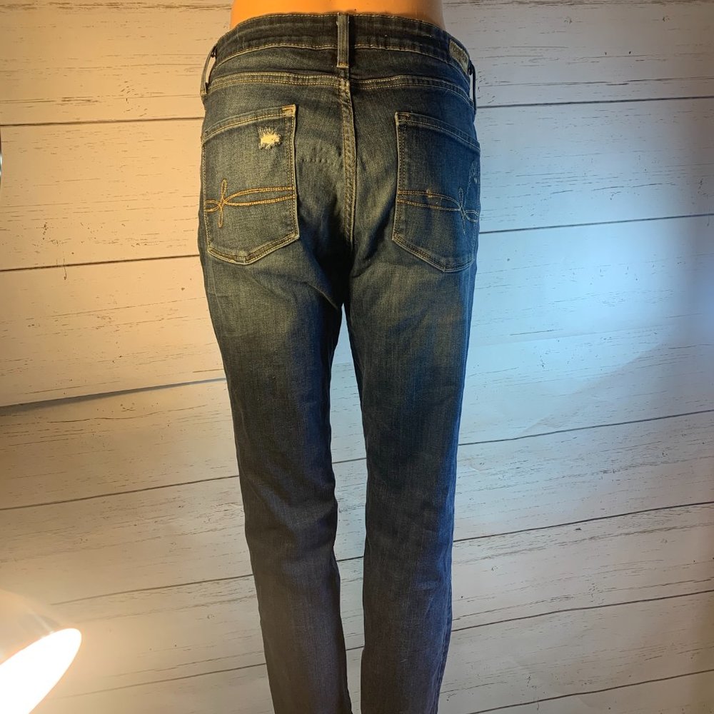Comfy Denizen Jeans